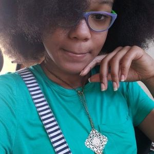 Meet your Posher, Chardonae